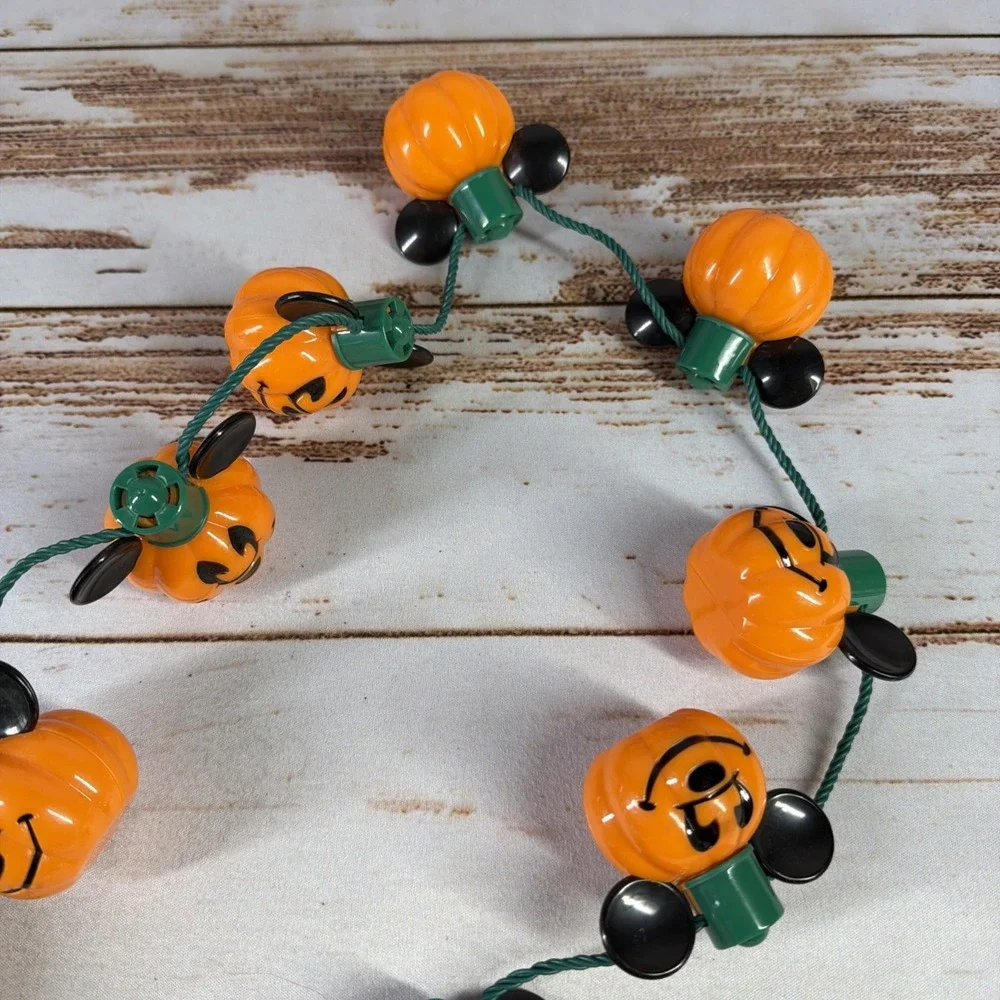 Disney Parks Mickey Mouse Pumpkin Halloween Lights Used Needs Batteries - Picture 2 of 4